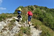 29 Croce di vetta in vista...sotto a chi tocca !